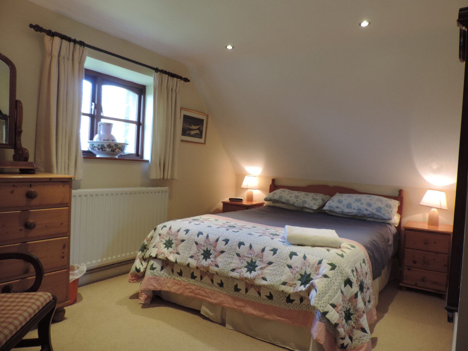 Geranium Cottage double bedroom